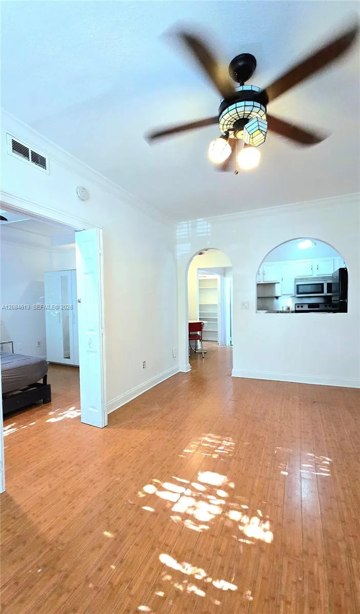 934 Michigan Ave #109 Miami Beach, FL 33139