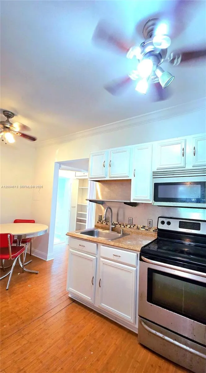 934 Michigan Ave #109 Miami Beach, FL 33139