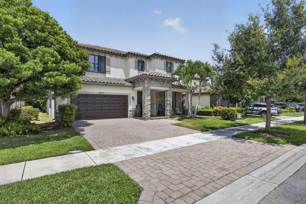 4577 Willow Run Way Lake Worth, FL 33467