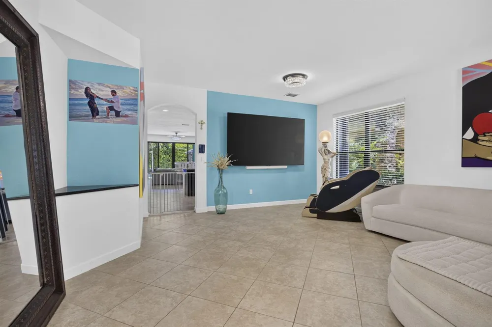 4577 Willow Run Way Lake Worth, FL 33467