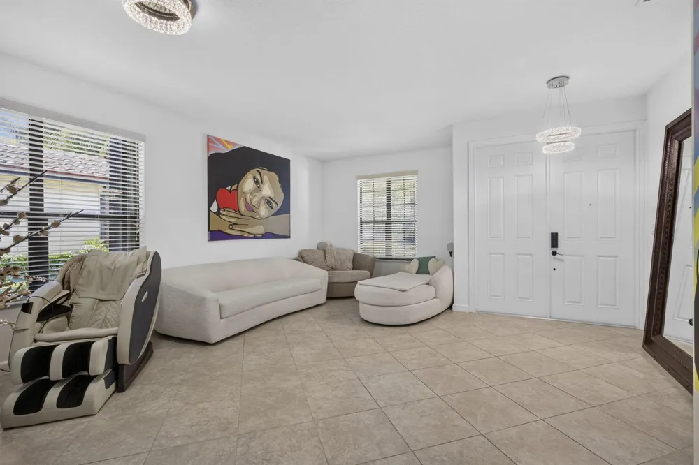 4577 Willow Run Way Lake Worth, FL 33467
