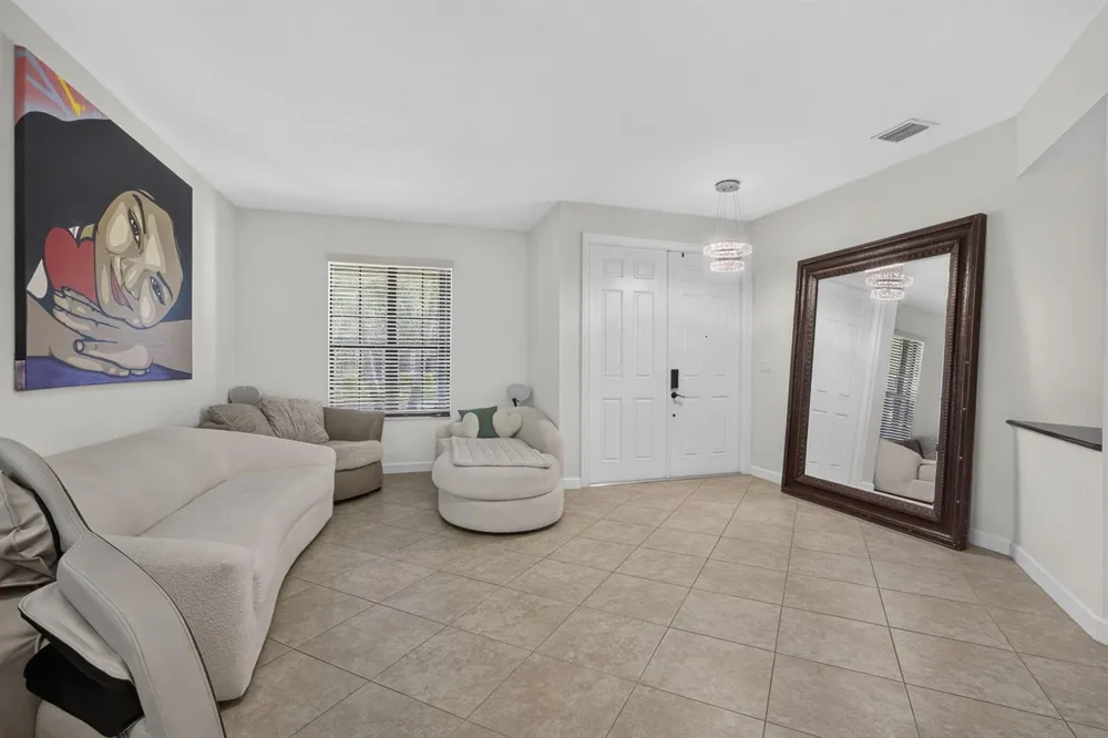 4577 Willow Run Way Lake Worth, FL 33467