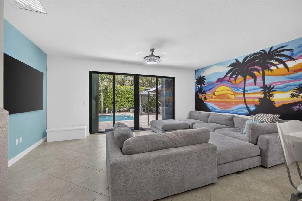 4577 Willow Run Way Lake Worth, FL 33467