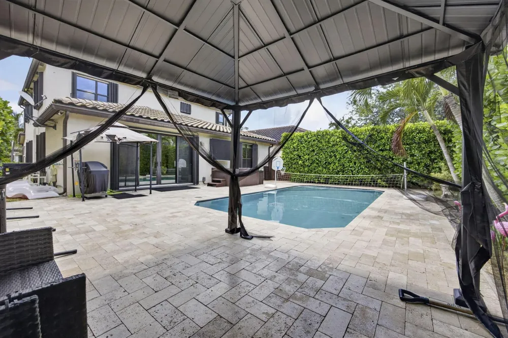 4577 Willow Run Way Lake Worth, FL 33467