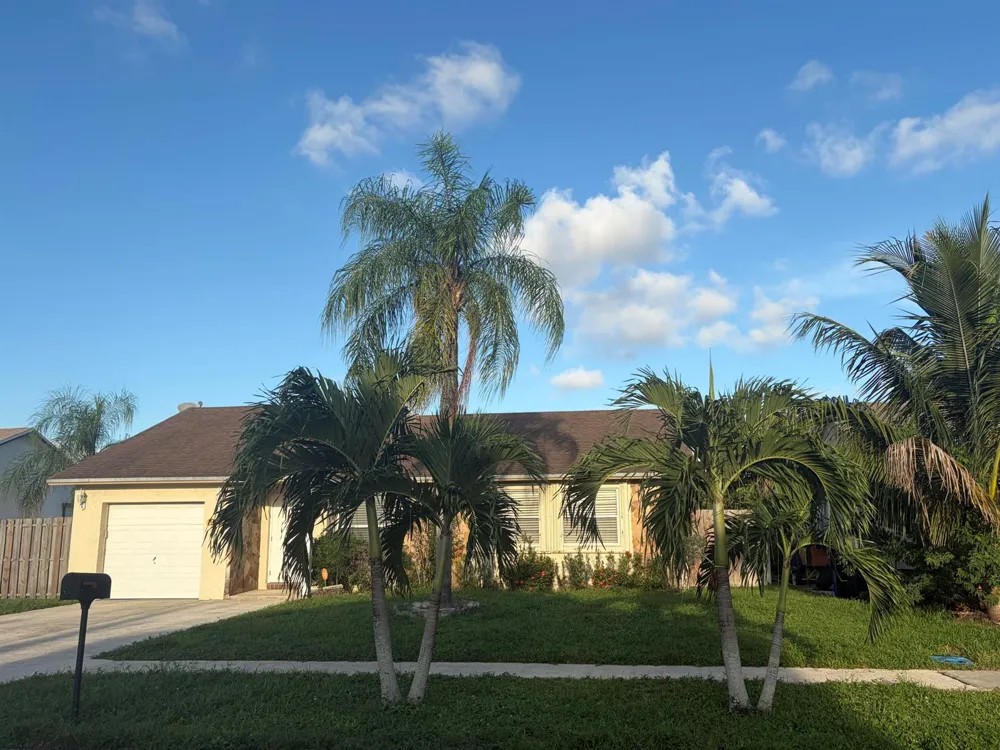 1905 SW 86TH AVENUE North Lauderdale, FL 33068