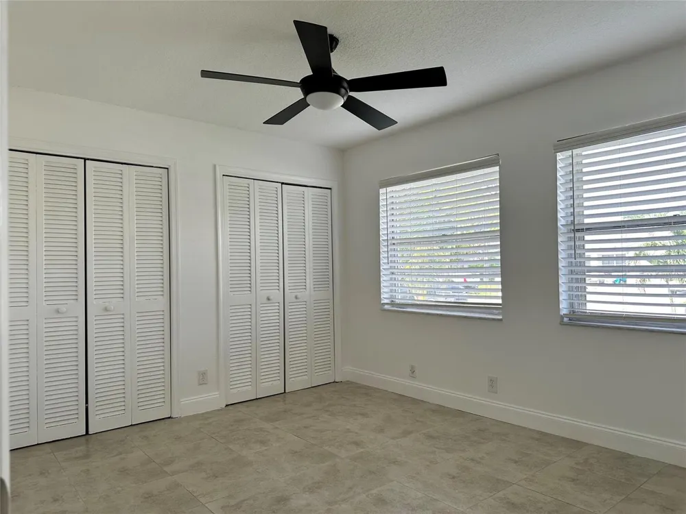 1905 SW 86TH AVENUE North Lauderdale, FL 33068