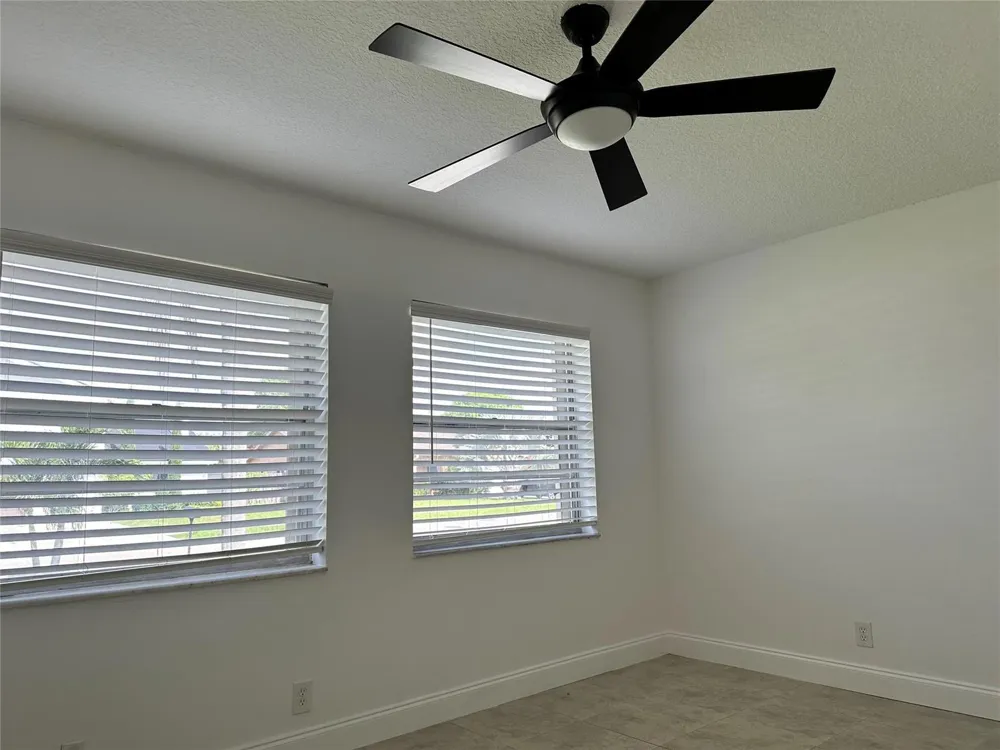1905 SW 86TH AVENUE North Lauderdale, FL 33068