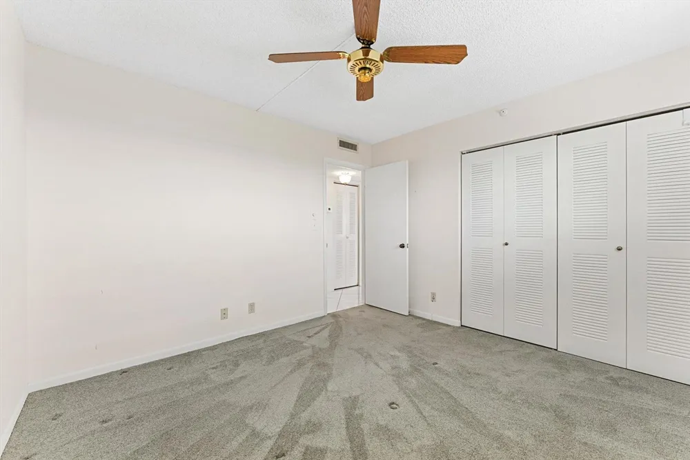 2112 S CYPRESS BEND DRIVE #607 Pompano Beach, FL 33069