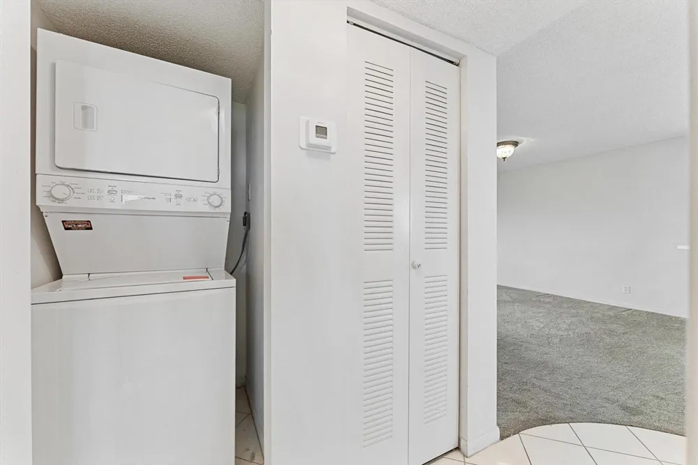 2112 S CYPRESS BEND DRIVE #607 Pompano Beach, FL 33069