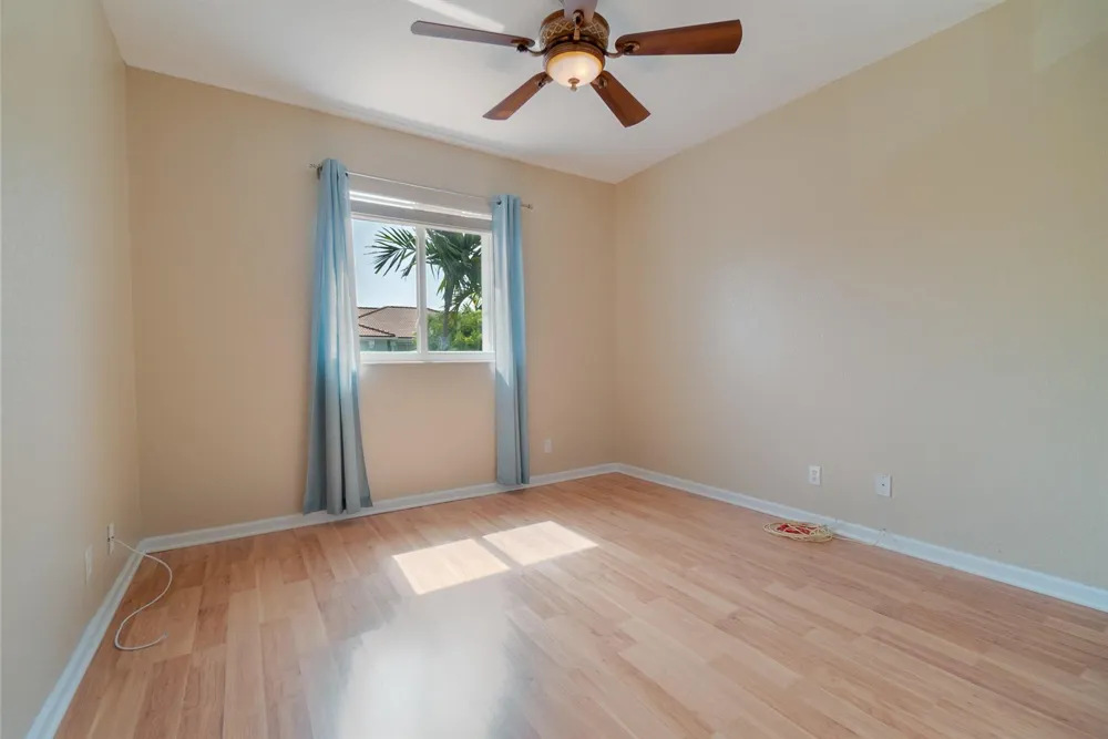 2146 OAKMONT DRIVE Riviera Beach, FL 33404