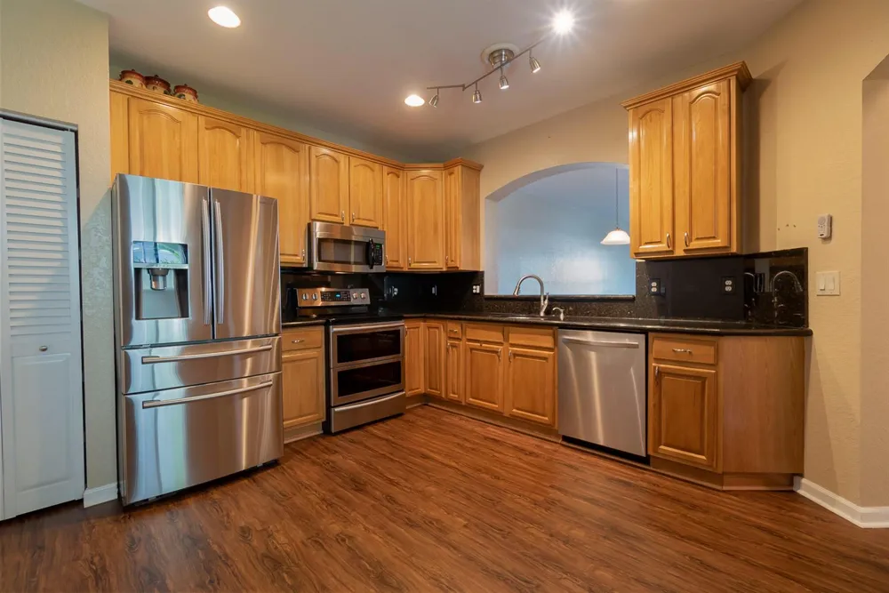 2146 OAKMONT DRIVE Riviera Beach, FL 33404