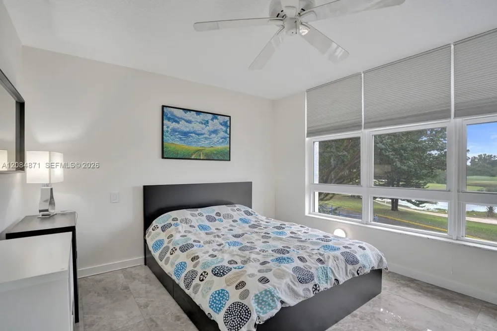 2681 S Course Dr #204 Pompano Beach, FL 33069