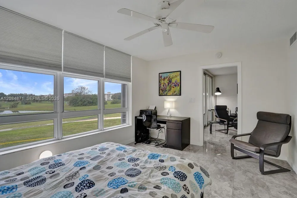 2681 S Course Dr #204 Pompano Beach, FL 33069
