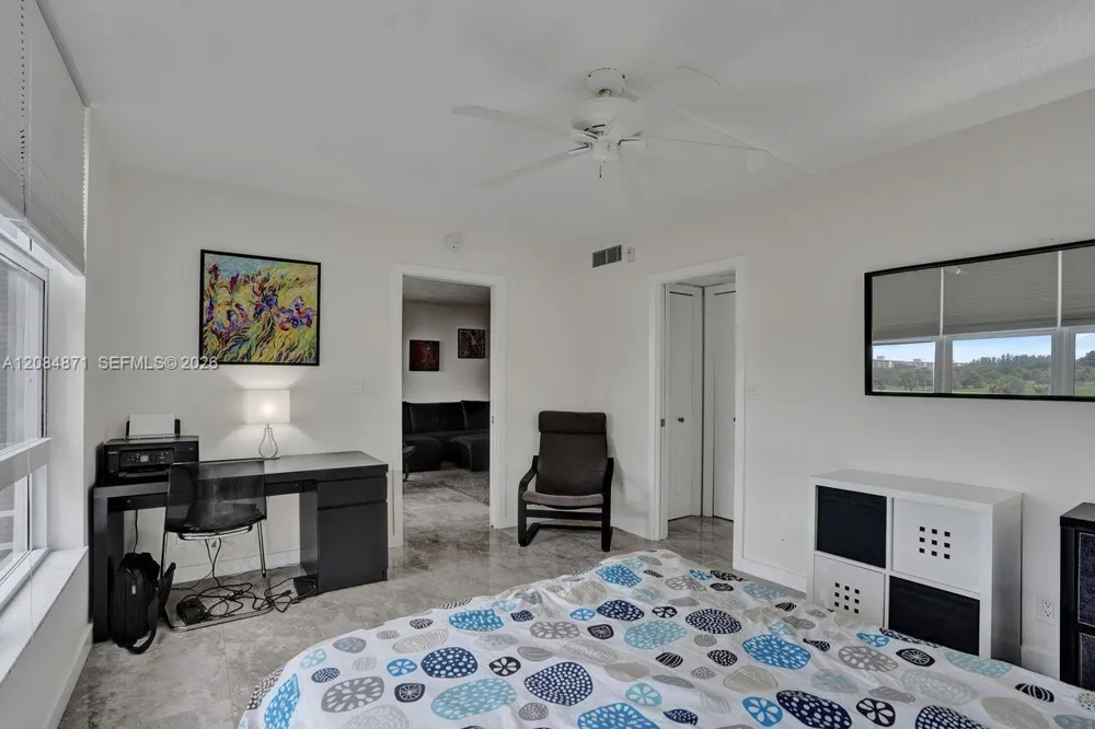 2681 S Course Dr #204 Pompano Beach, FL 33069
