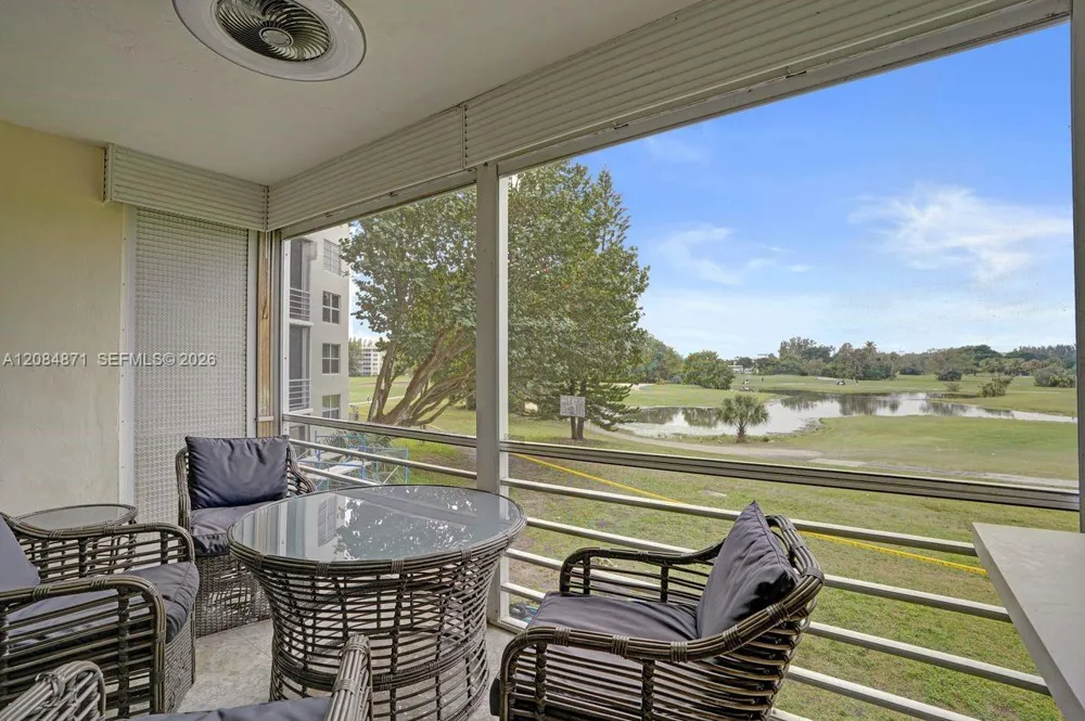 2681 S Course Dr #204 Pompano Beach, FL 33069
