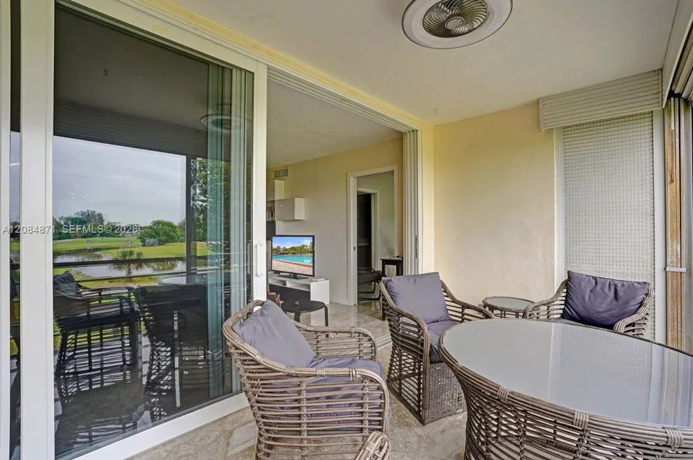 2681 S Course Dr #204 Pompano Beach, FL 33069