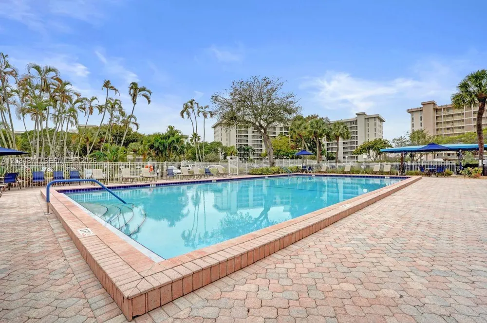 2681 S Course Dr #204 Pompano Beach, FL 33069