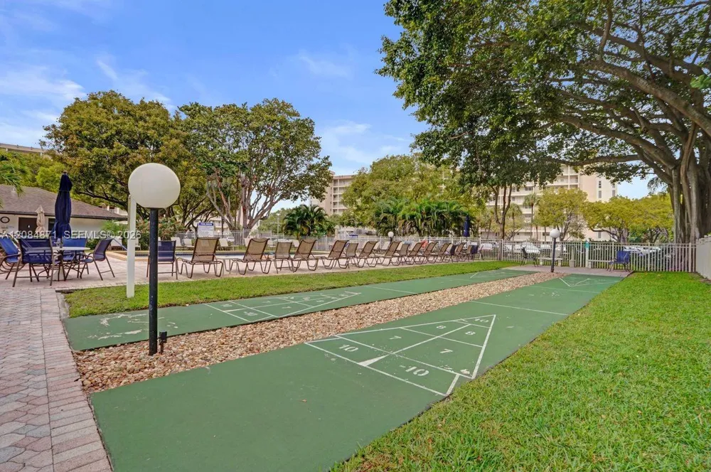 2681 S Course Dr #204 Pompano Beach, FL 33069