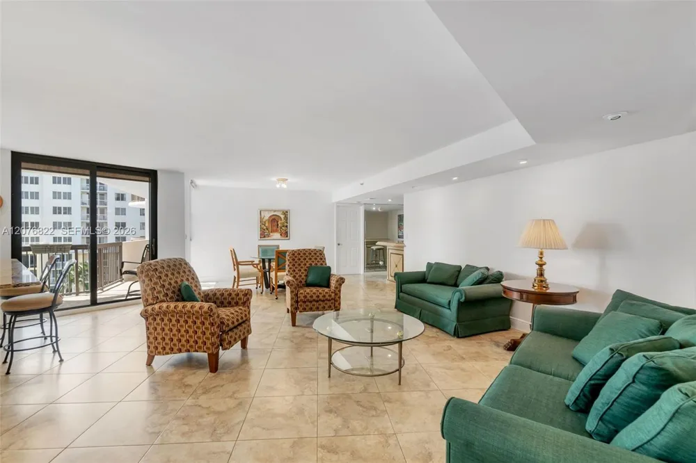 1361 S Ocean Blvd #604 Pompano Beach, FL 33062
