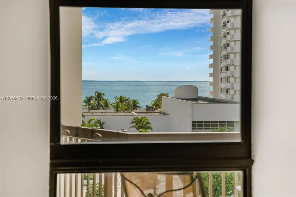 1361 S Ocean Blvd #604 Pompano Beach, FL 33062