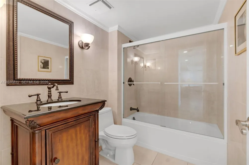1361 S Ocean Blvd #604 Pompano Beach, FL 33062