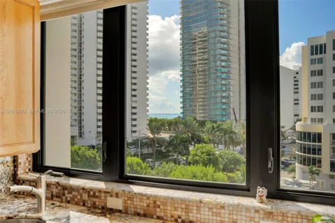 1361 S Ocean Blvd #604