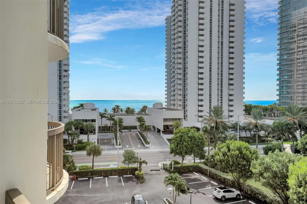 1361 S Ocean Blvd #604 Pompano Beach, FL 33062