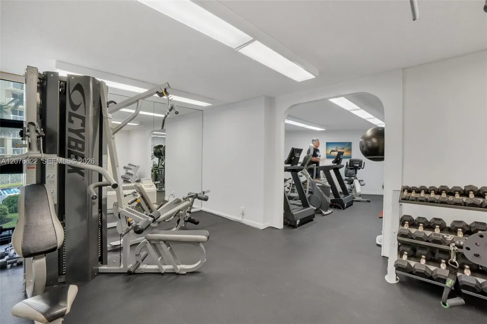 1361 S Ocean Blvd #604 Pompano Beach, FL 33062