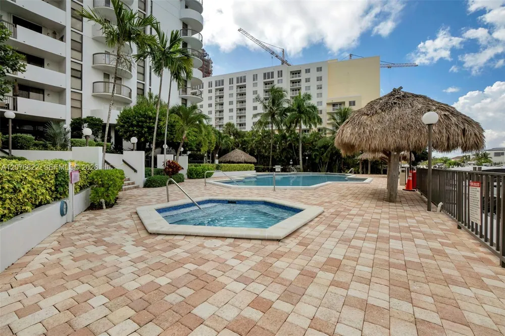 1361 S Ocean Blvd #604 Pompano Beach, FL 33062