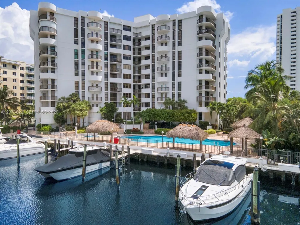 1361 S Ocean Blvd #604 Pompano Beach, FL 33062
