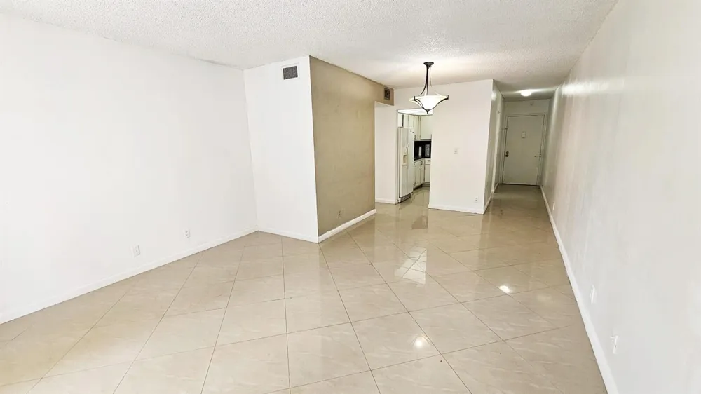 4394 NW 9TH #22-3C Deerfield Beach, FL 33064