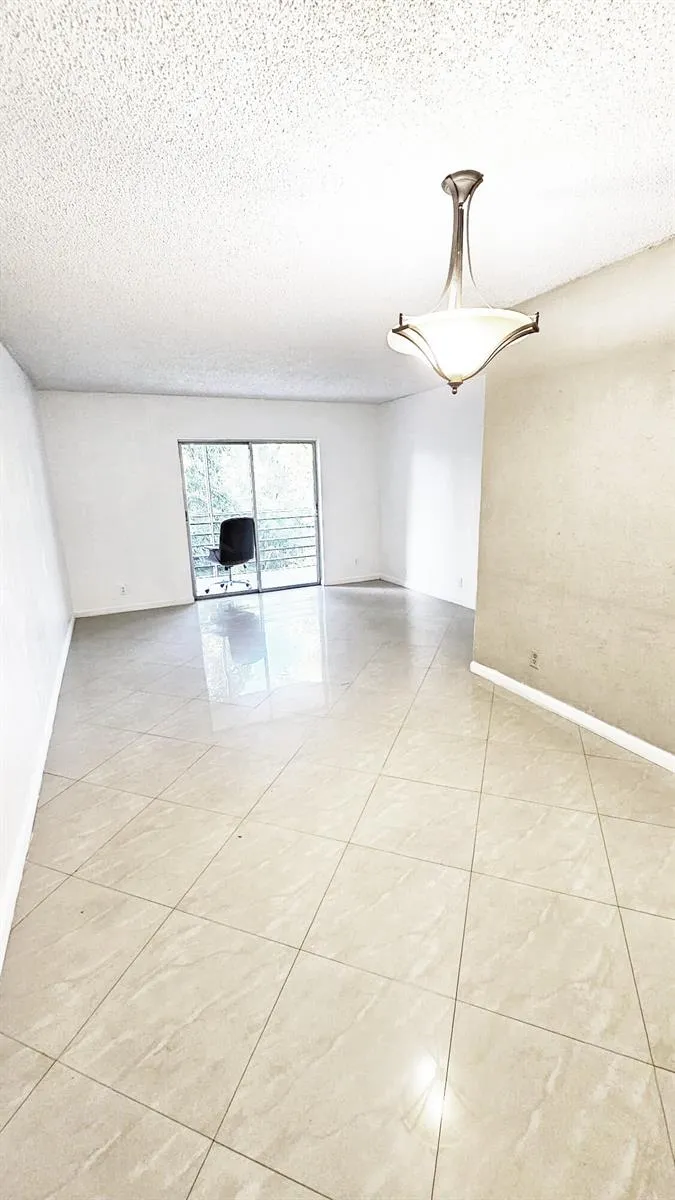 4394 NW 9TH #22-3C Deerfield Beach, FL 33064