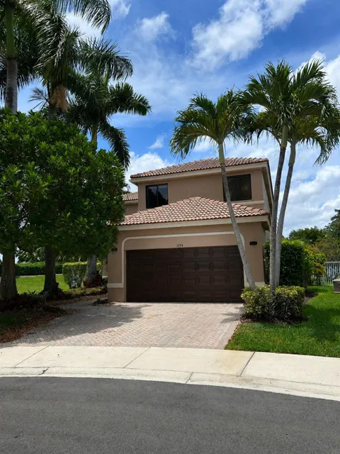 1094 BLUEWOOD TERRACE