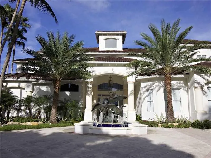 3225 NE 184th St #10103 Aventura, FL 33160