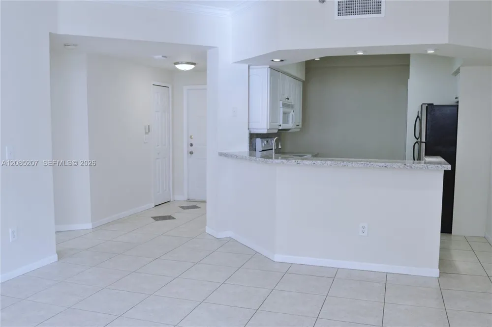 3225 NE 184th St #10103 Aventura, FL 33160