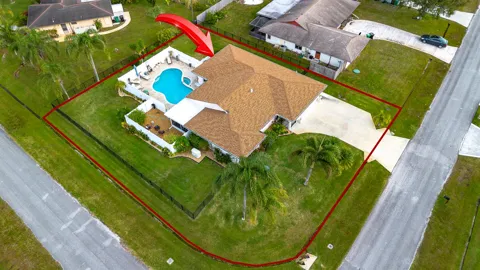 601 SE KARRIGAN TERRACE