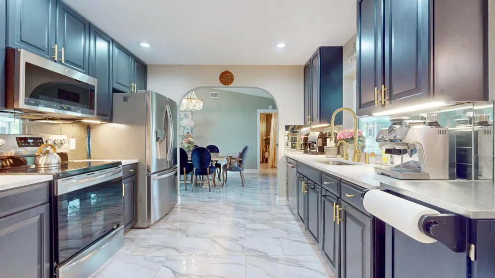 601 SE KARRIGAN TERRACE Port St. Lucie, FL 34983