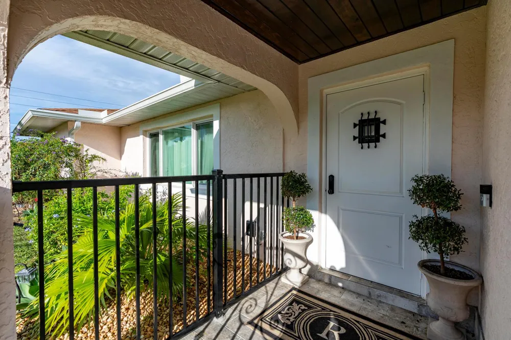 601 SE KARRIGAN TERRACE Port St. Lucie, FL 34983