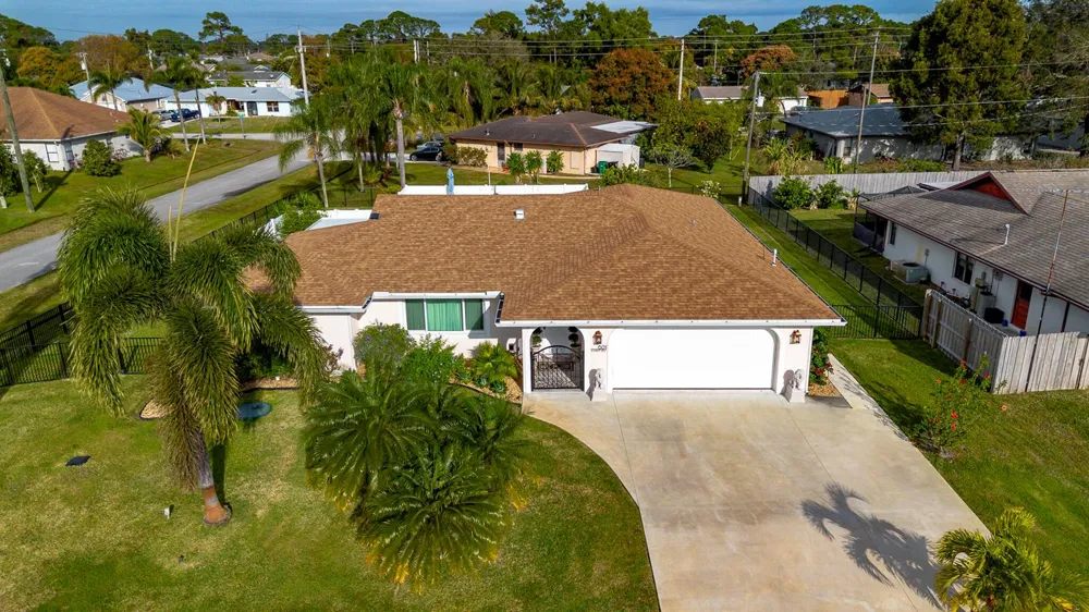 601 SE KARRIGAN TERRACE Port St. Lucie, FL 34983