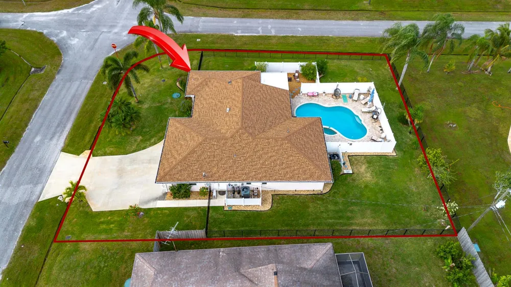 601 SE KARRIGAN TERRACE Port St. Lucie, FL 34983