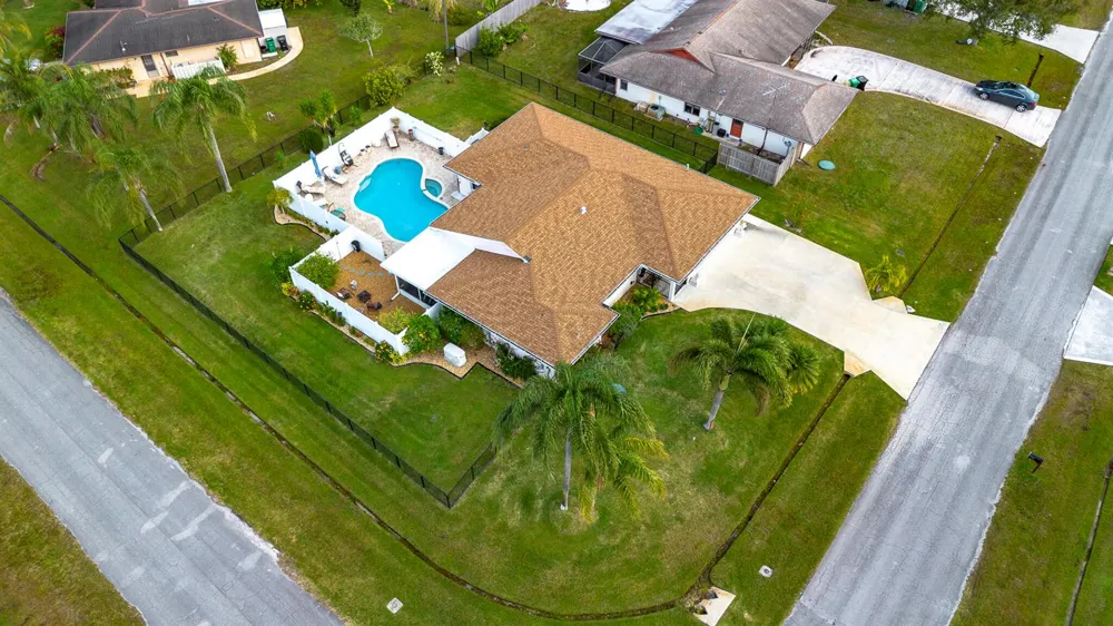 601 SE KARRIGAN TERRACE Port St. Lucie, FL 34983
