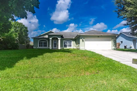 436 SW BRADSHAW CIRCLE