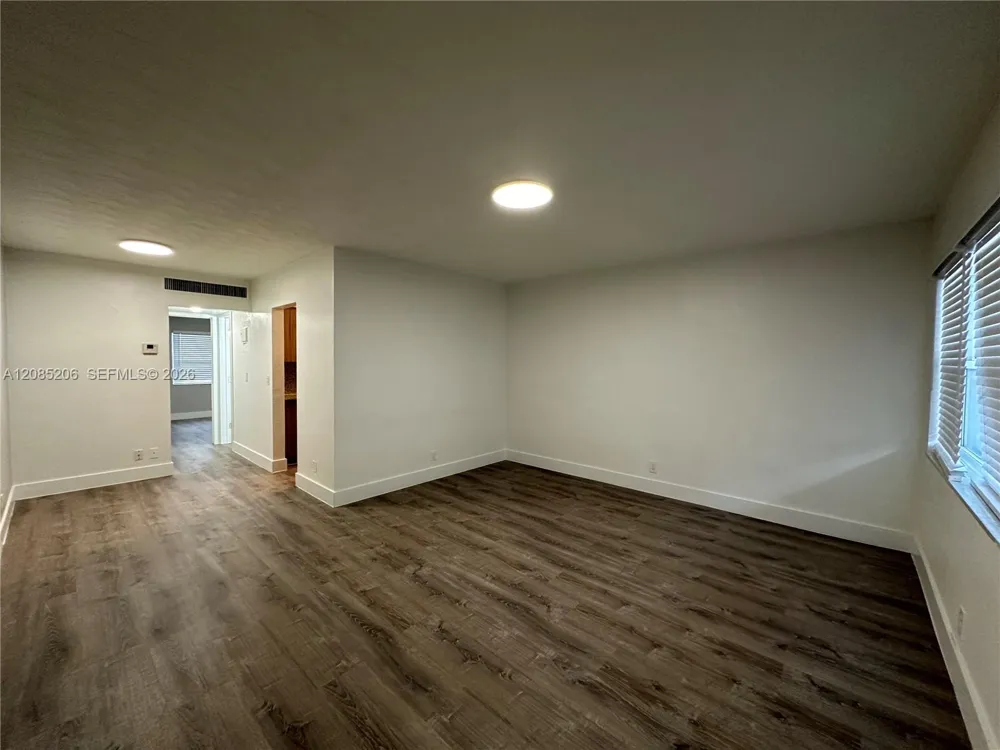 2300 Madison St #107 Hollywood, FL 33020