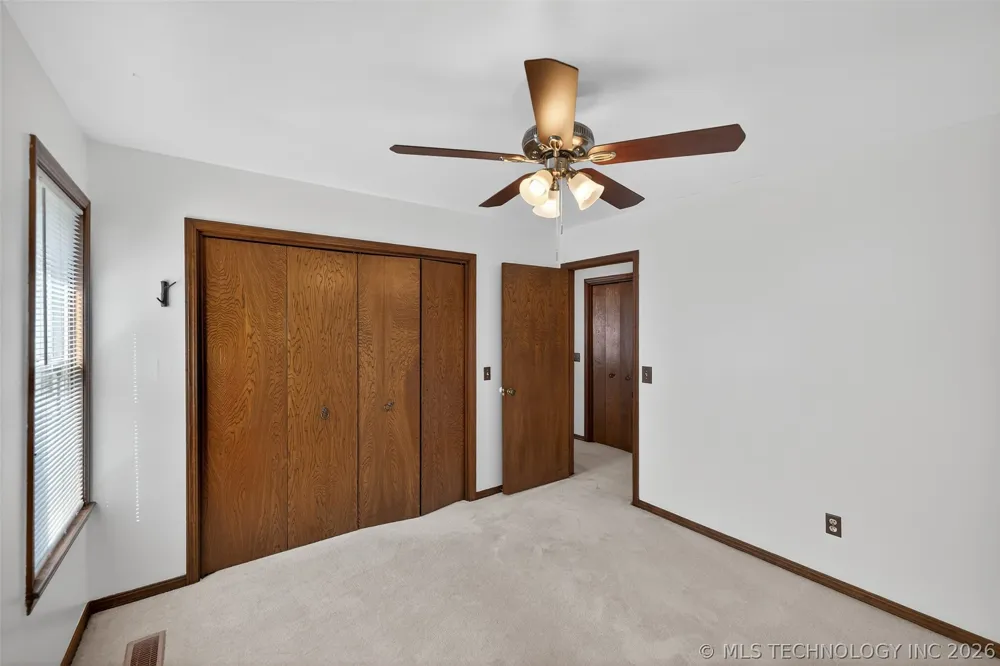 1408 S Veyda Street Pryor, OK 74361