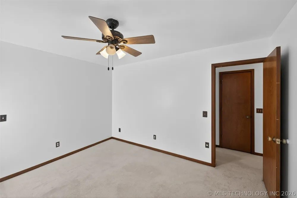 1408 S Veyda Street Pryor, OK 74361