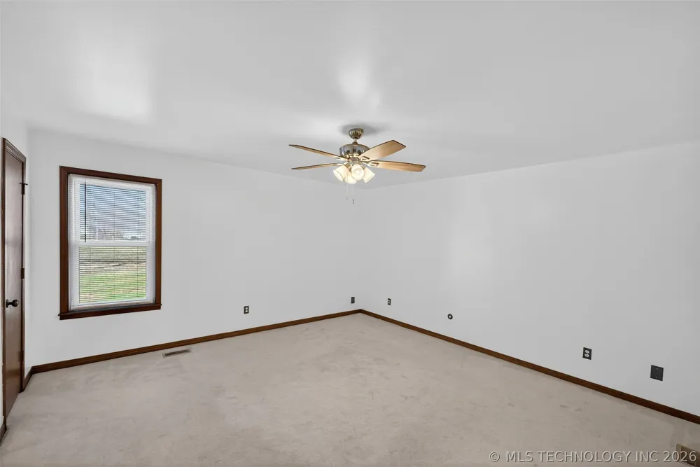 1408 S Veyda Street Pryor, OK 74361