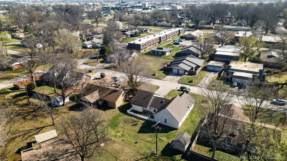 1408 S Veyda Street Pryor, OK 74361