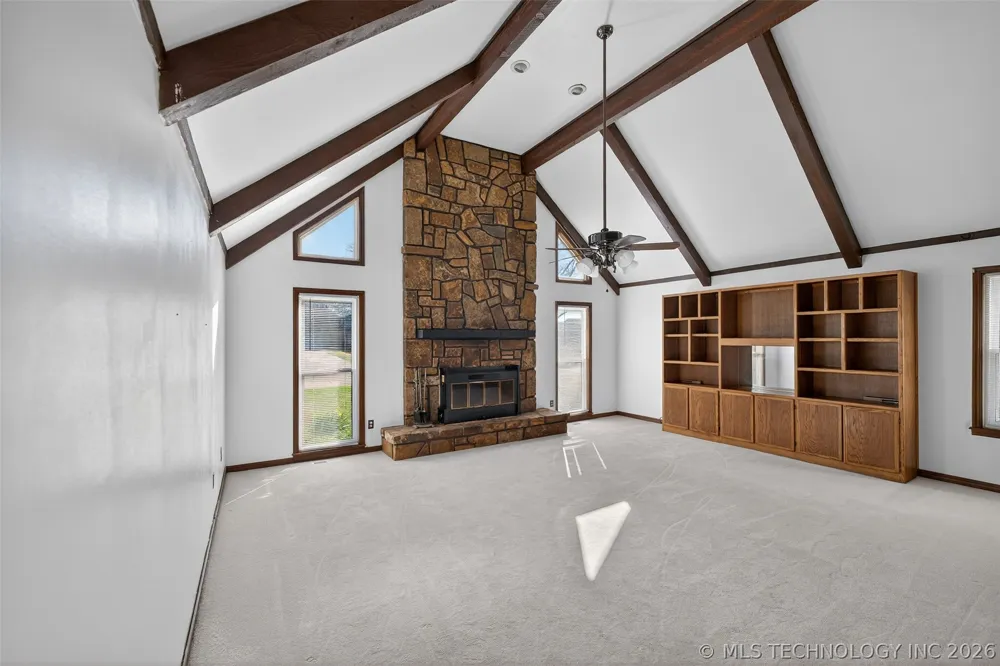 1408 S Veyda Street Pryor, OK 74361