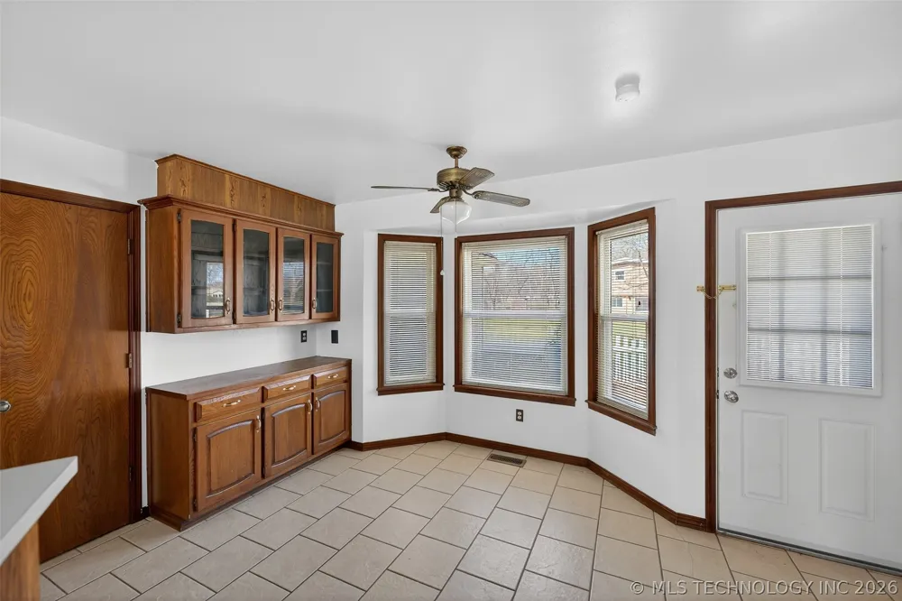 1408 S Veyda Street Pryor, OK 74361
