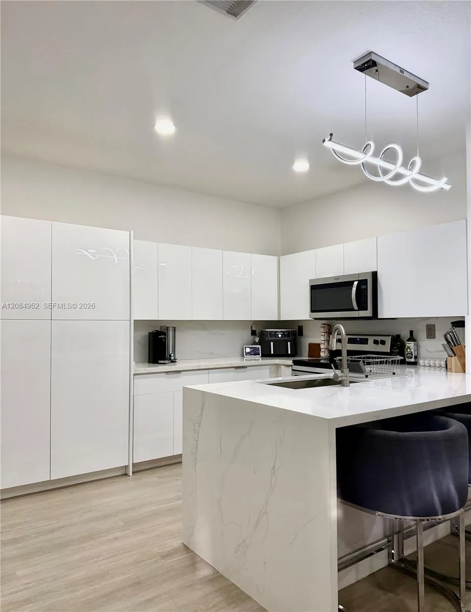 7796 NW 114th Pl Doral, FL 33178